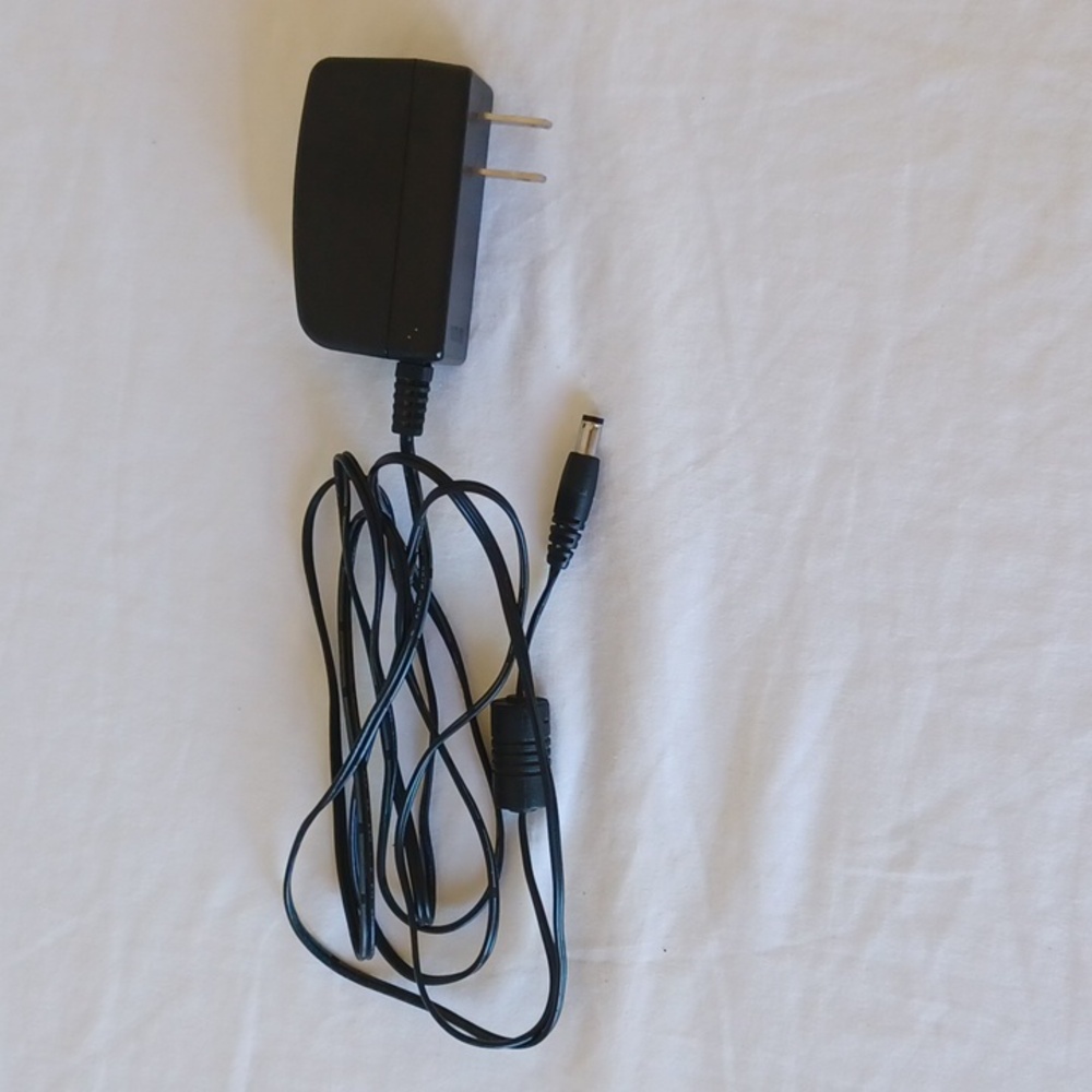 Ubee AC Switching Adapter DSA-12G-12AUS 12V for Wireless Router Cable DSL Modem - Picture 8 of 10